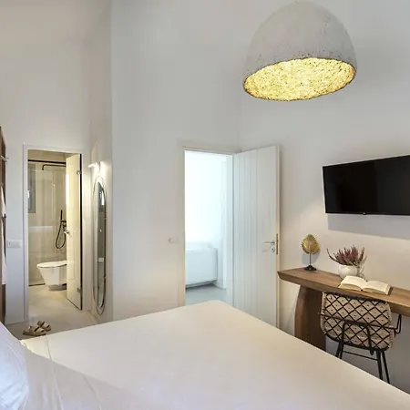 Megalochori Santorini House